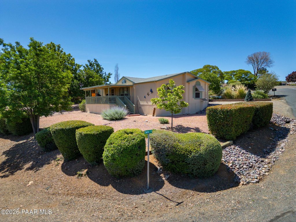 Photo of 1099 N Swiss Street, Dewey-Humboldt, AZ 86327 (MLS # 1082241)