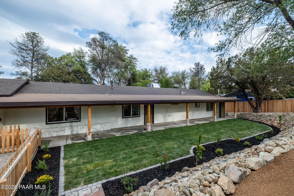 Photo of 2013 Estrella Road, Prescott, AZ 86305 (MLS # 1081120)