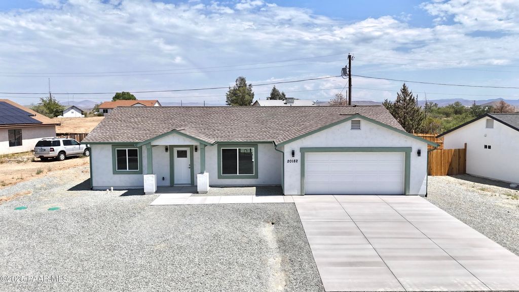 Photo of 20182 E Mesa Verde Road, Mayer, AZ 86333 (MLS # 1076887)