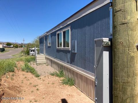 A home in Mayer