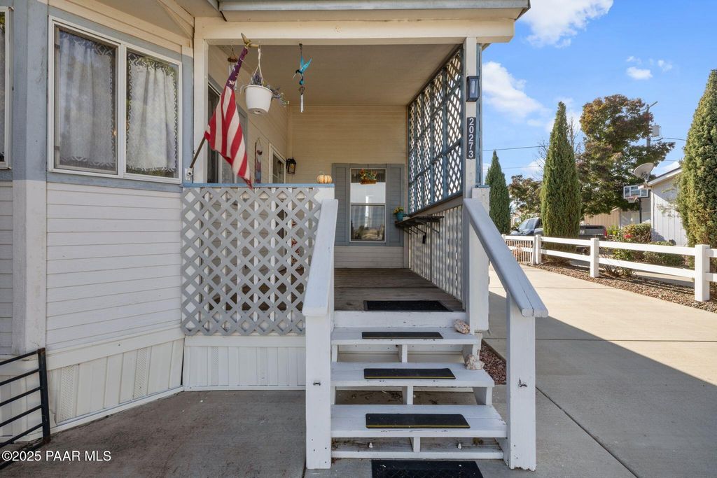 Photo of 20273 E Quail Run Drive, Mayer, AZ 86333 (MLS # 1077748)