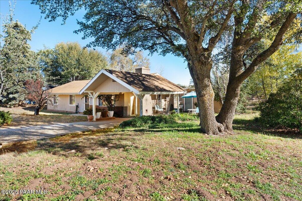 Photo of 2009 Estrella Road, Prescott, AZ 86305 (MLS # 1078214)