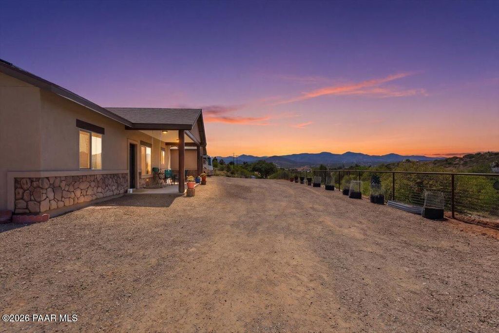 Photo of 14301 E Avalon Drive, Dewey-Humboldt, AZ 86327 (MLS # 1082228)