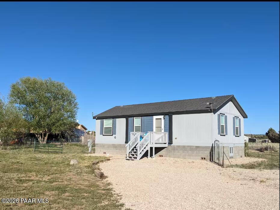 Photo of 24415 N Cleveland Street, Paulden, AZ 86334 (MLS # 1085121)
