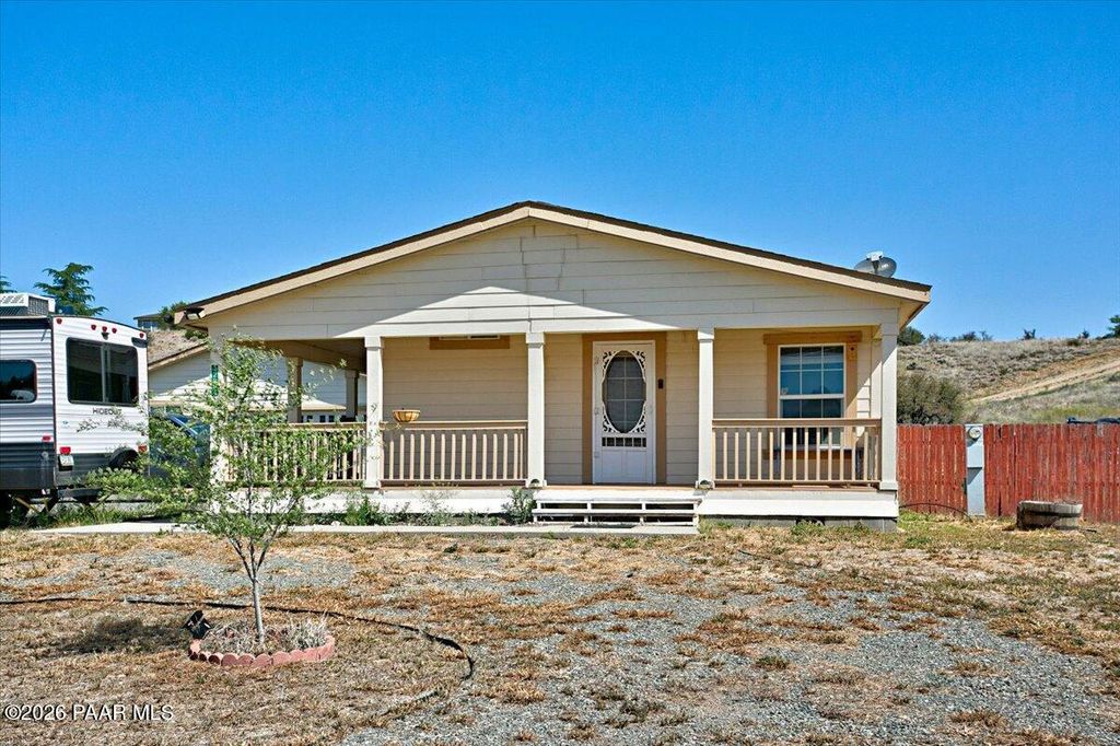 Photo of 12940 E Stonewall Drive, Dewey-Humboldt, AZ 86329 (MLS # 1082397)