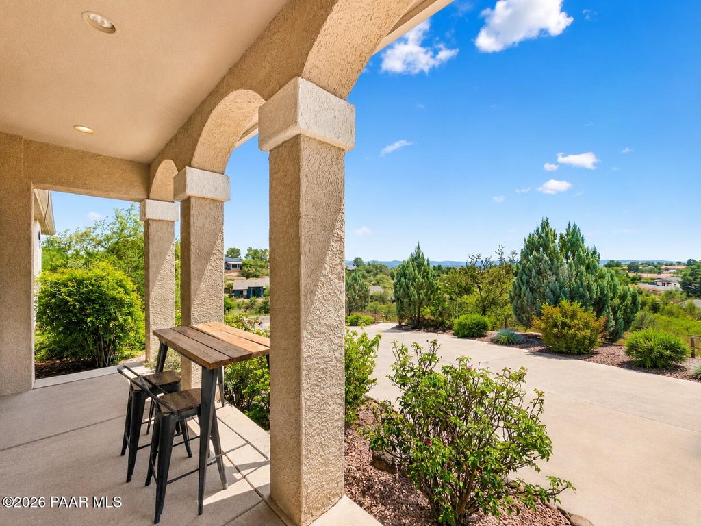 Photo of 911 E Rio Mesa Trail, Cottonwood, AZ 86326 (MLS # 1084849)