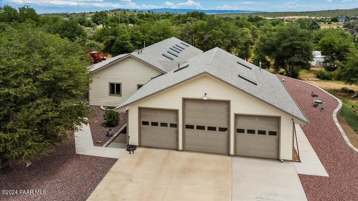 1585 W Oneal Road