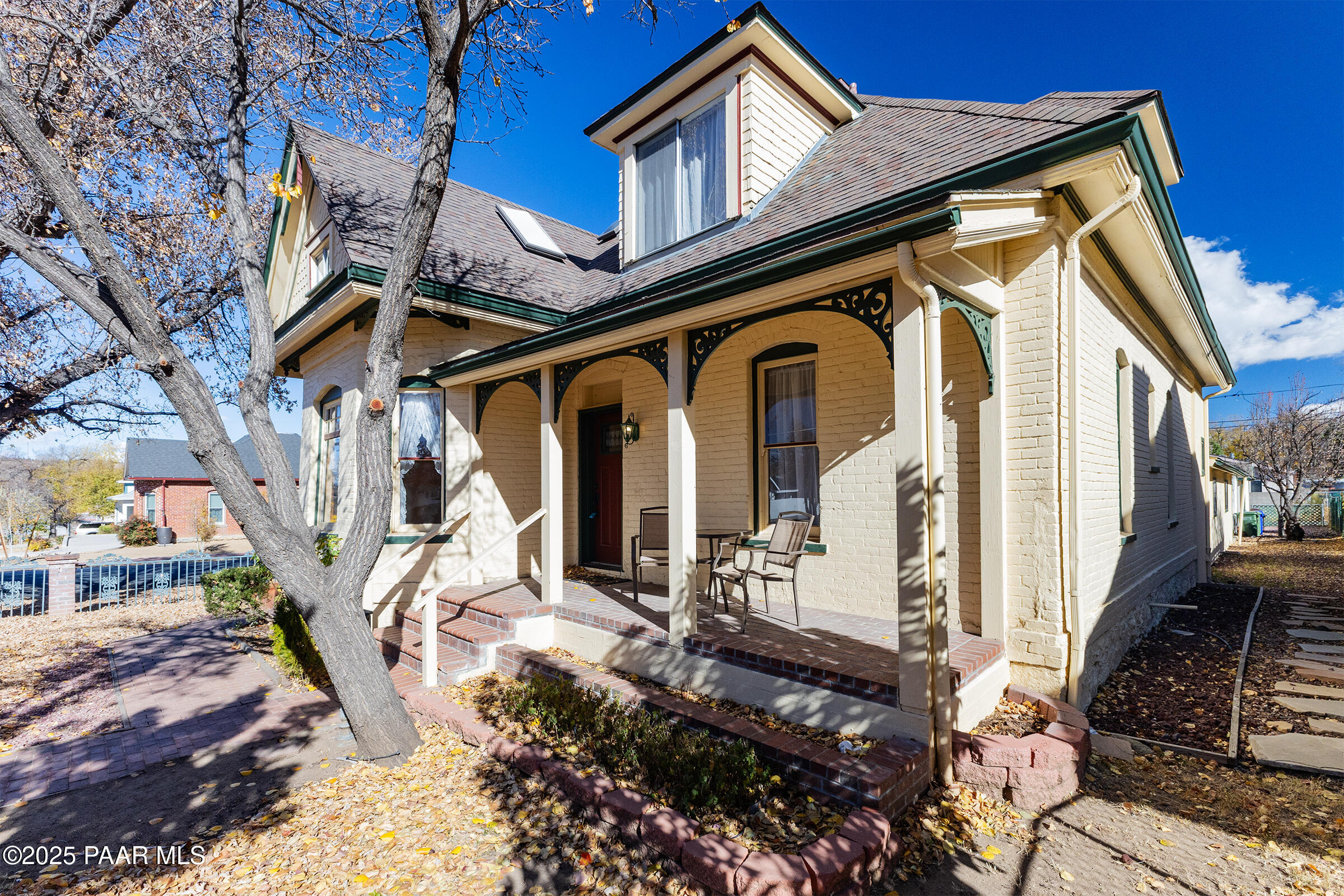 337 N Mt Vernon Avenue