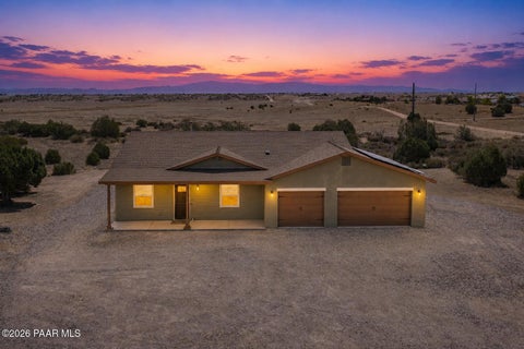Photo of 3100 W Road 2 S, Prescott, AZ 86305 (MLS # 1082609)