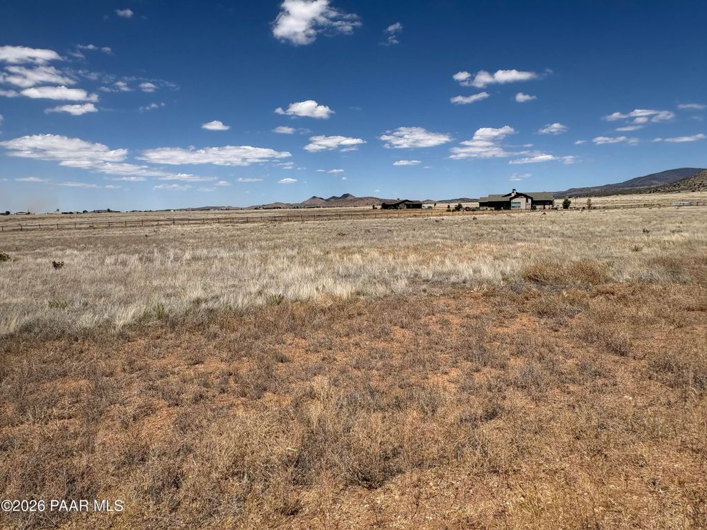 Photo of 10090 E Silent River Road, Prescott Valley, AZ 86315 (MLS # 1082031)