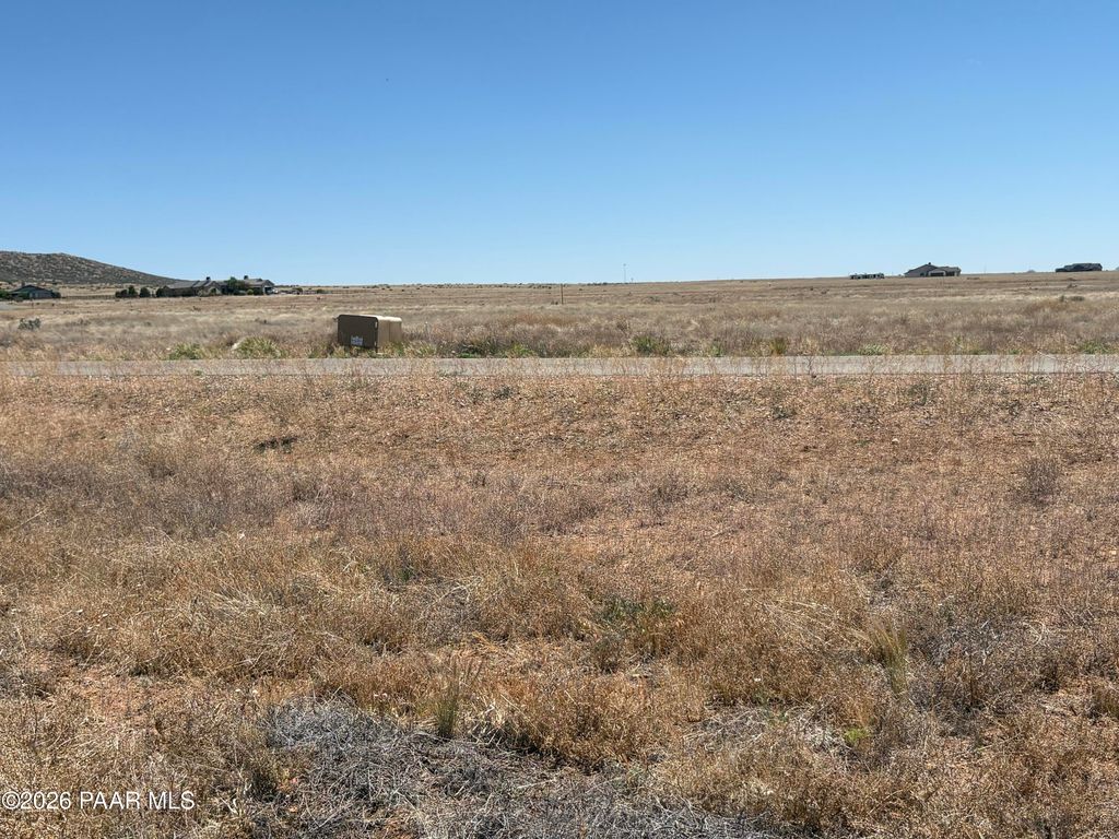 Photo of 10090 E Silent River Road, Prescott Valley, AZ 86315 (MLS # 1082031)