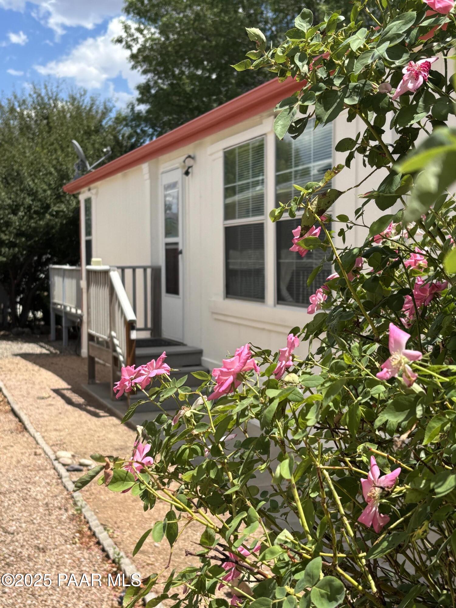 547 N Vermillion Drive