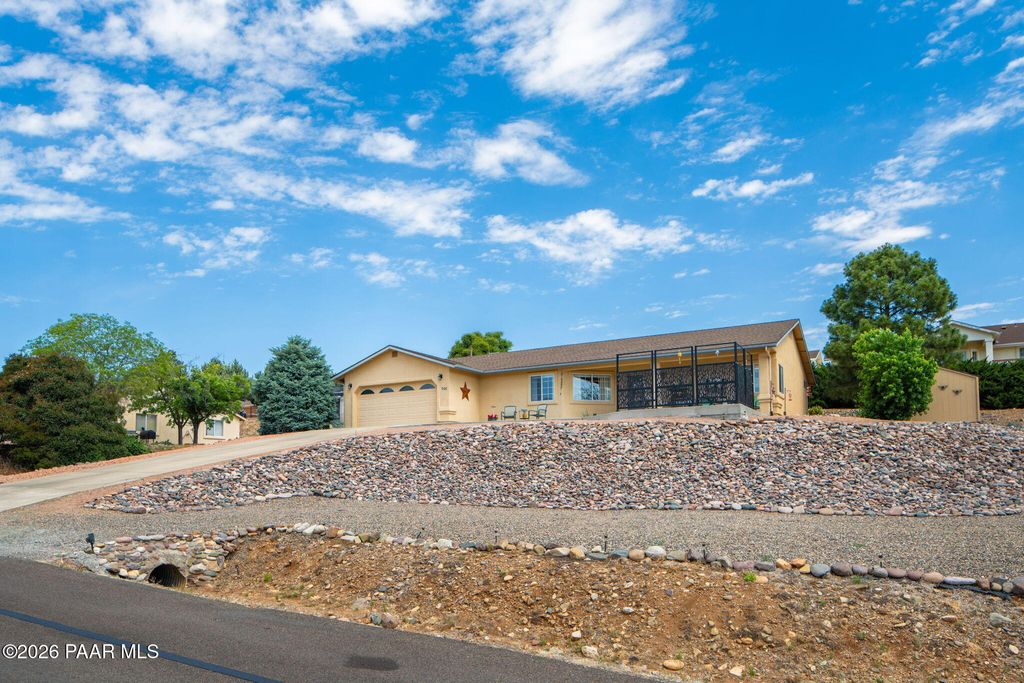 Photo of 9100 E Swift Trail Drive, Prescott Valley, AZ 86314 (MLS # 1081978)