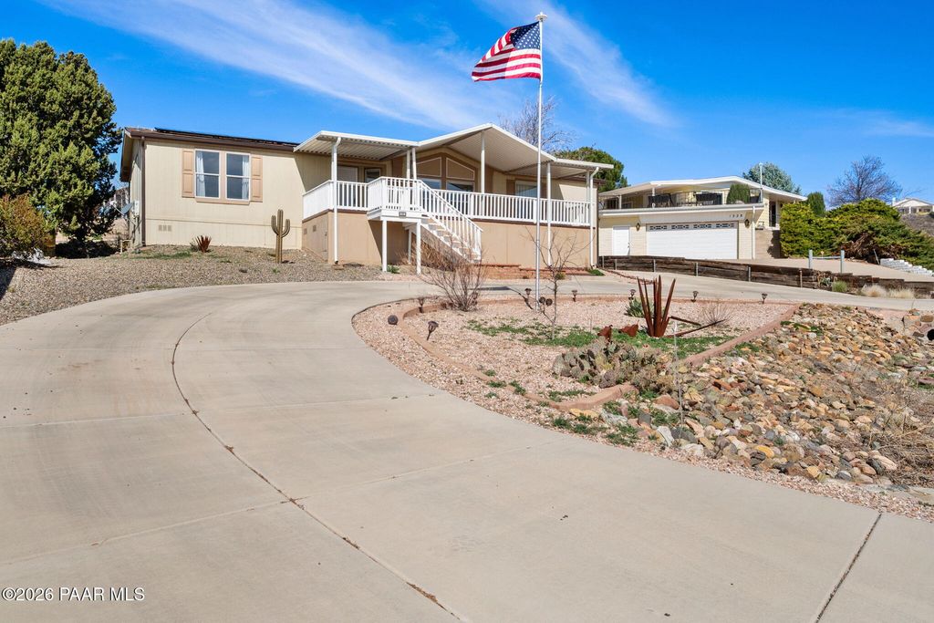 Photo of 1320 N Chestnut Trail, Dewey-Humboldt, AZ 86327 (MLS # 1080194)