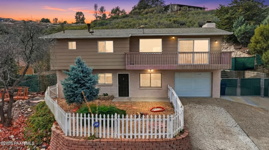 Photo of 2935 Darca Drive, Prescott, AZ 86305 (MLS # 1079502)