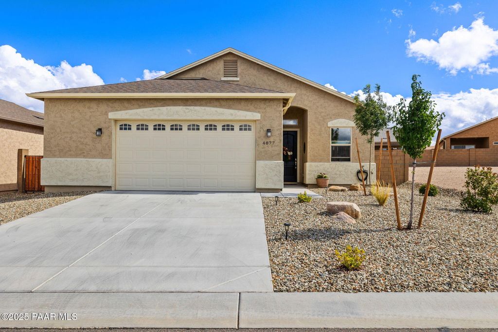 Photo of 4877 N Pemberley Street, Prescott Valley, AZ 86314 (MLS # 1077187)
