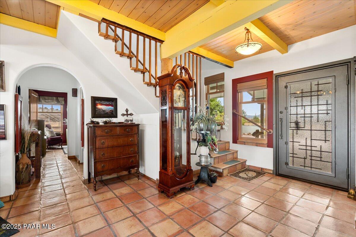 1256 E Reata Trail