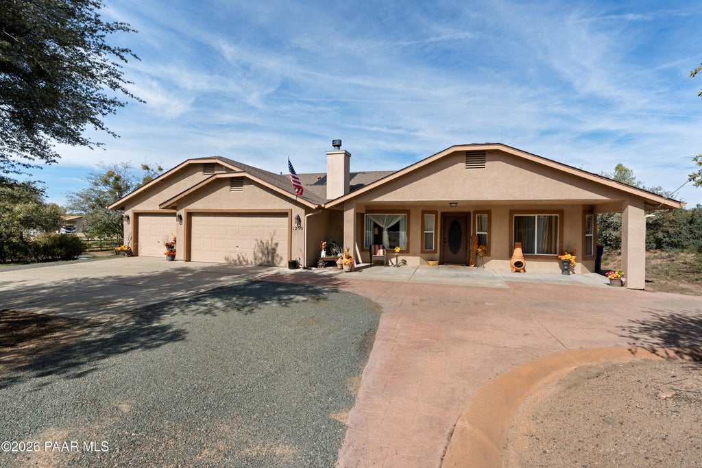 Photo of 1250 W Mcintosh Drive, Prescott, AZ 86305 (MLS # 1086067)