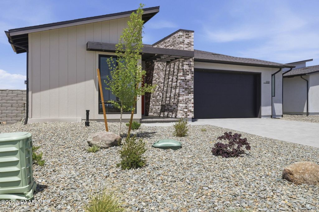 Photo of 5158 N Jeffers Avenue, Prescott Valley, AZ 86314 (MLS # 1082199)