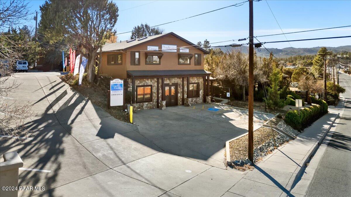 223 White Spar Road