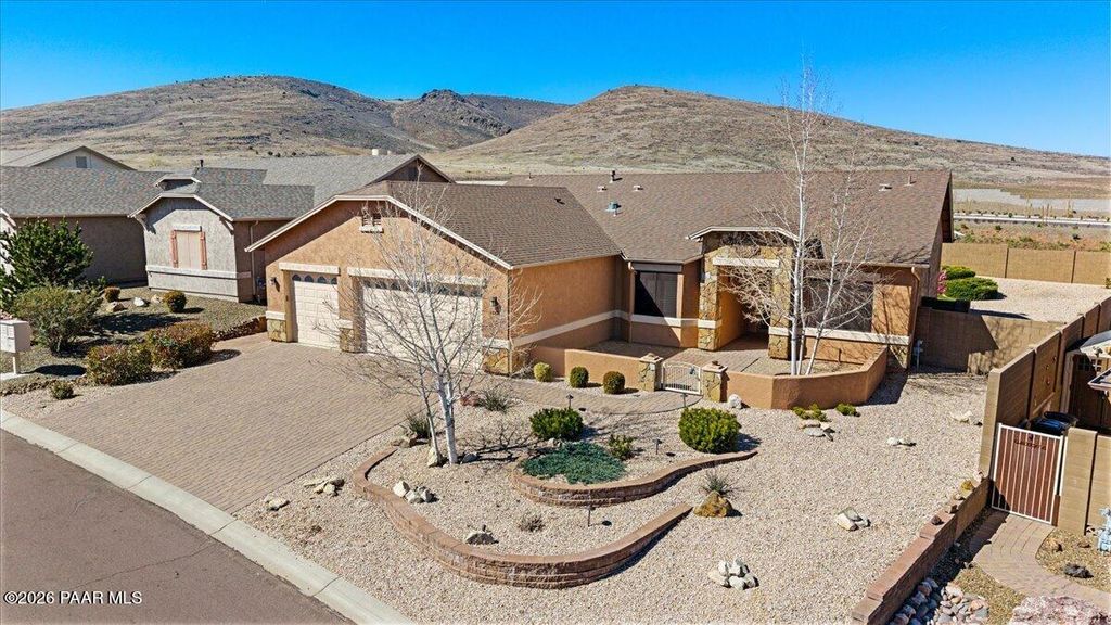 Photo of 4082 N Pembroke Street, Prescott Valley, AZ 86314 (MLS # 1080295)