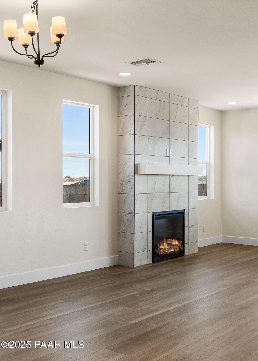 7567 E Louie Lane
