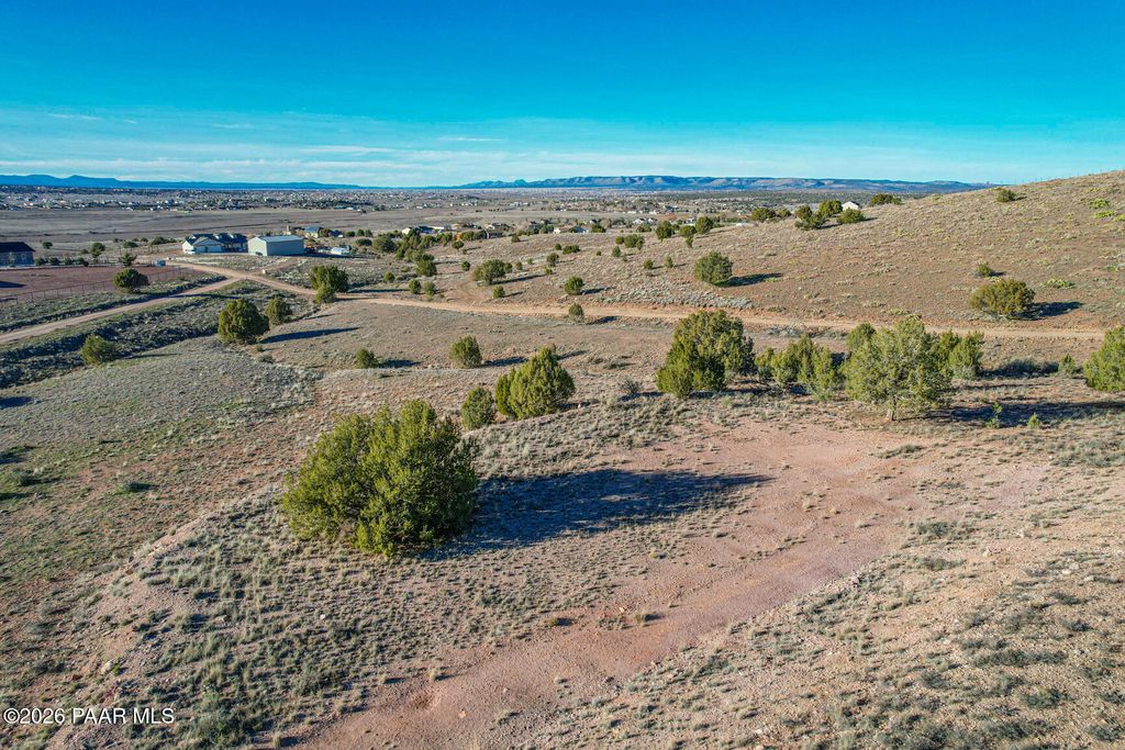 Photo of 00 E Crow Hop Trail, Paulden, AZ 86334 (MLS # 1078940)