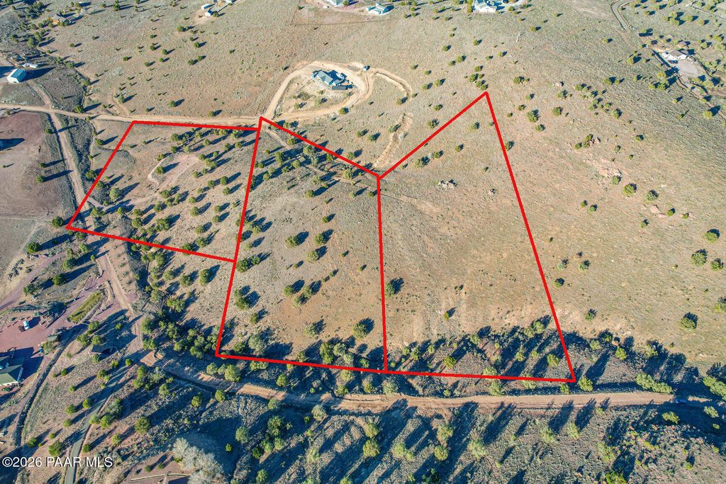 Photo of 00 E Crow Hop Trail, Paulden, AZ 86334 (MLS # 1078940)