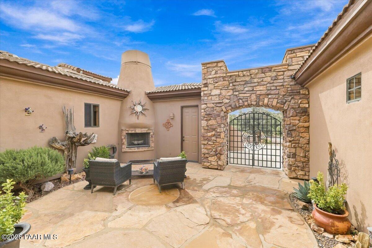 5650 W Halcyone Circle
