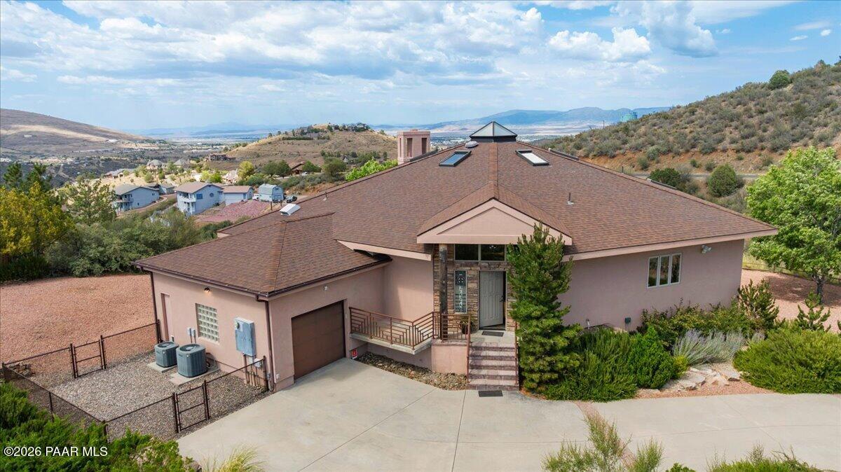 205 N Angeline Circle