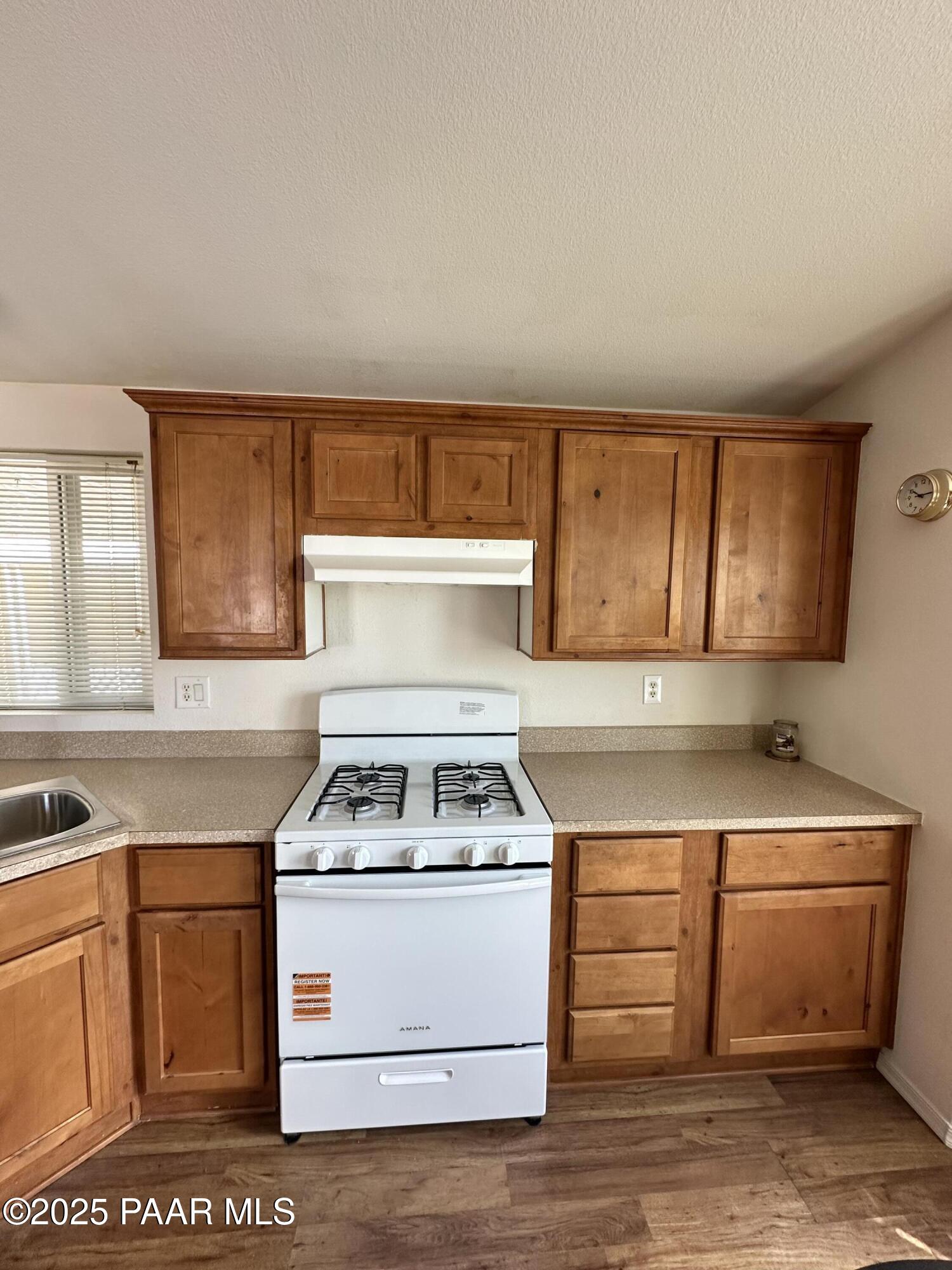 7901 E State Route 69 8