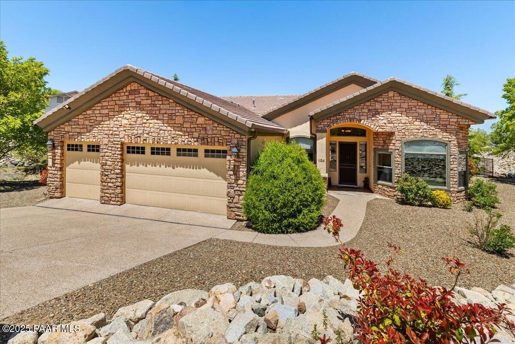 Photo of 104 W Soaring Avenue, Prescott, AZ 86301 (MLS # 1080268)