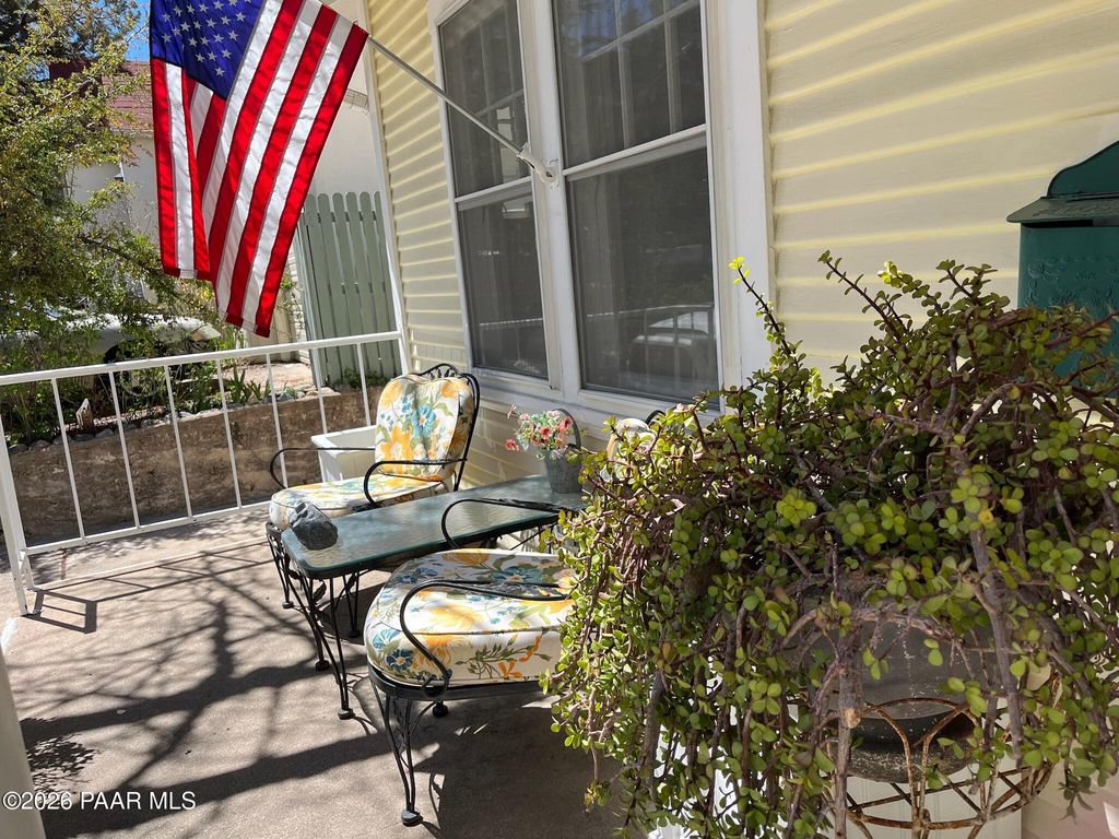 Photo of 370 Park Avenue, Prescott, AZ 86303 (MLS # 1078893)