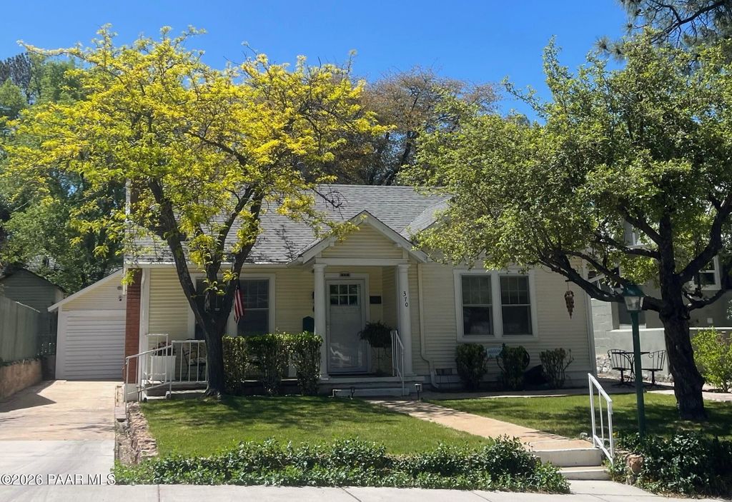 Photo of 370 Park Avenue, Prescott, AZ 86303 (MLS # 1078893)