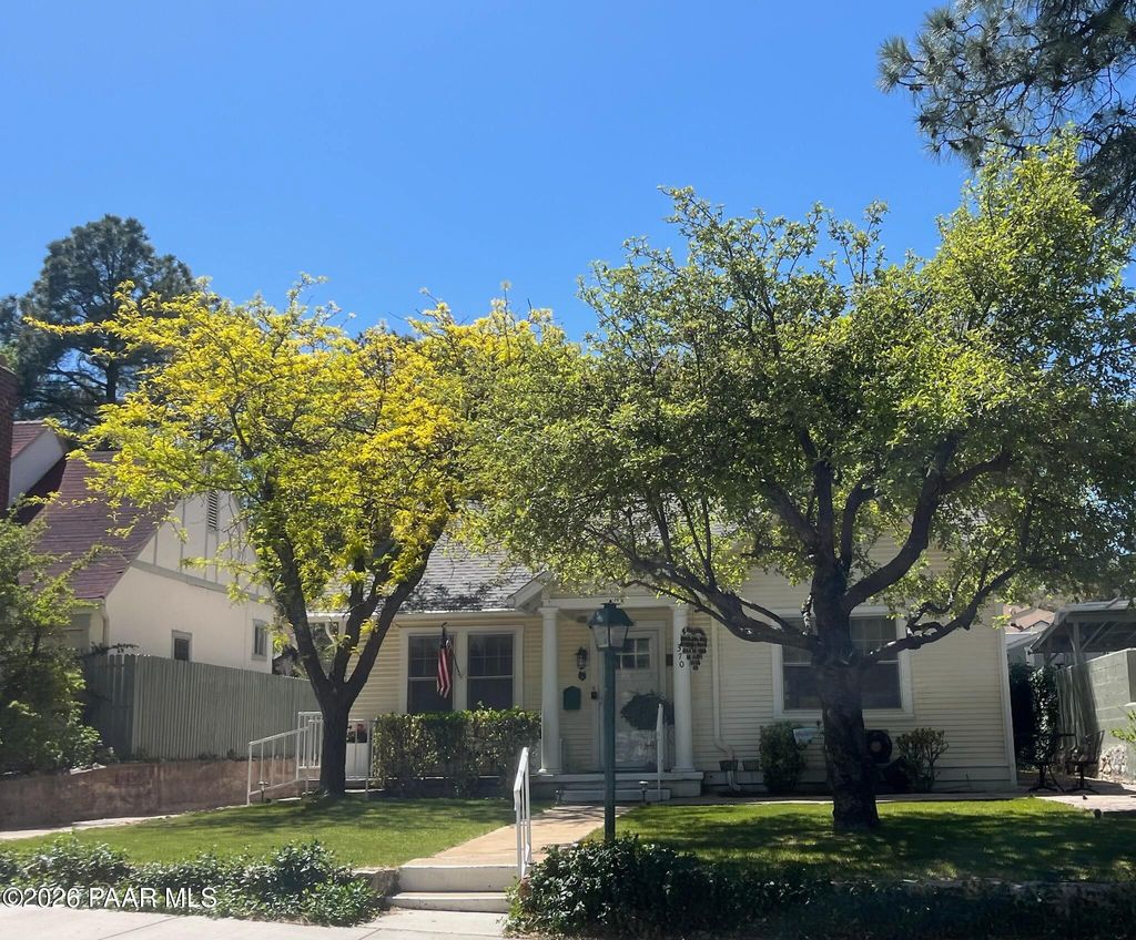 Photo of 370 Park Avenue, Prescott, AZ 86303 (MLS # 1078893)