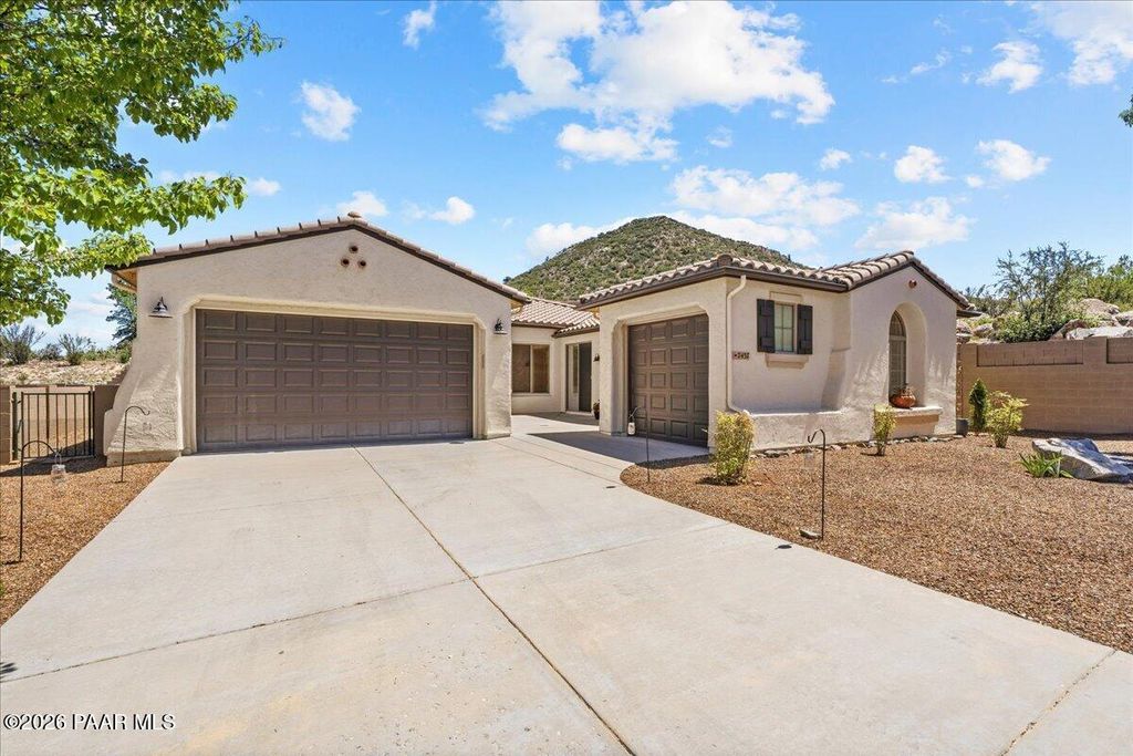 Photo of 7437 E Beaver Valley Road, Prescott Valley, AZ 86314 (MLS # 1081889)