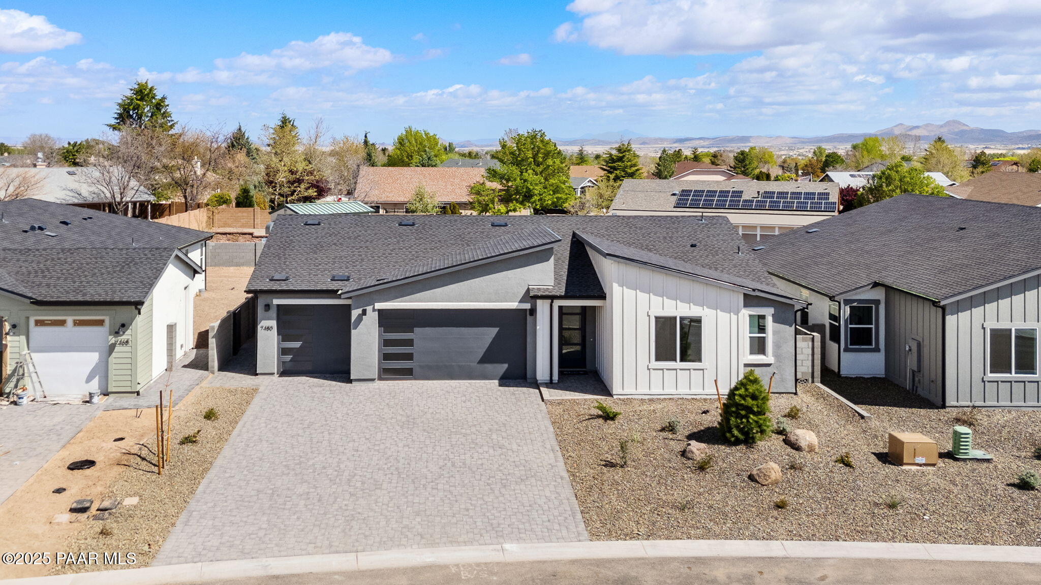 7480 E Louie Lane