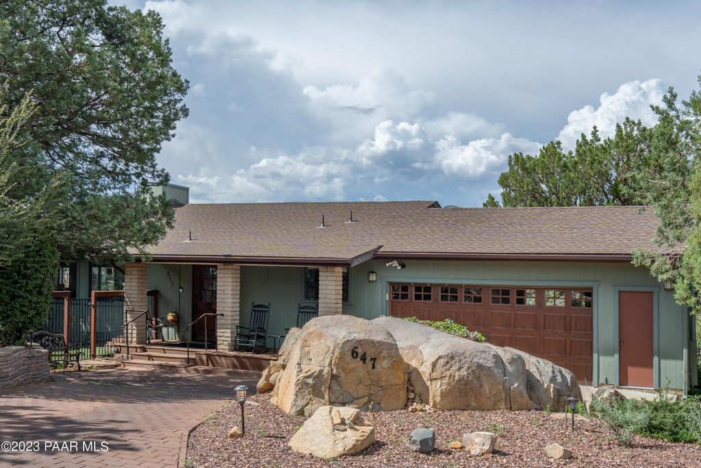 Photo of 647 Fiesta Lane, Prescott, AZ 86303 (MLS # 1079060)