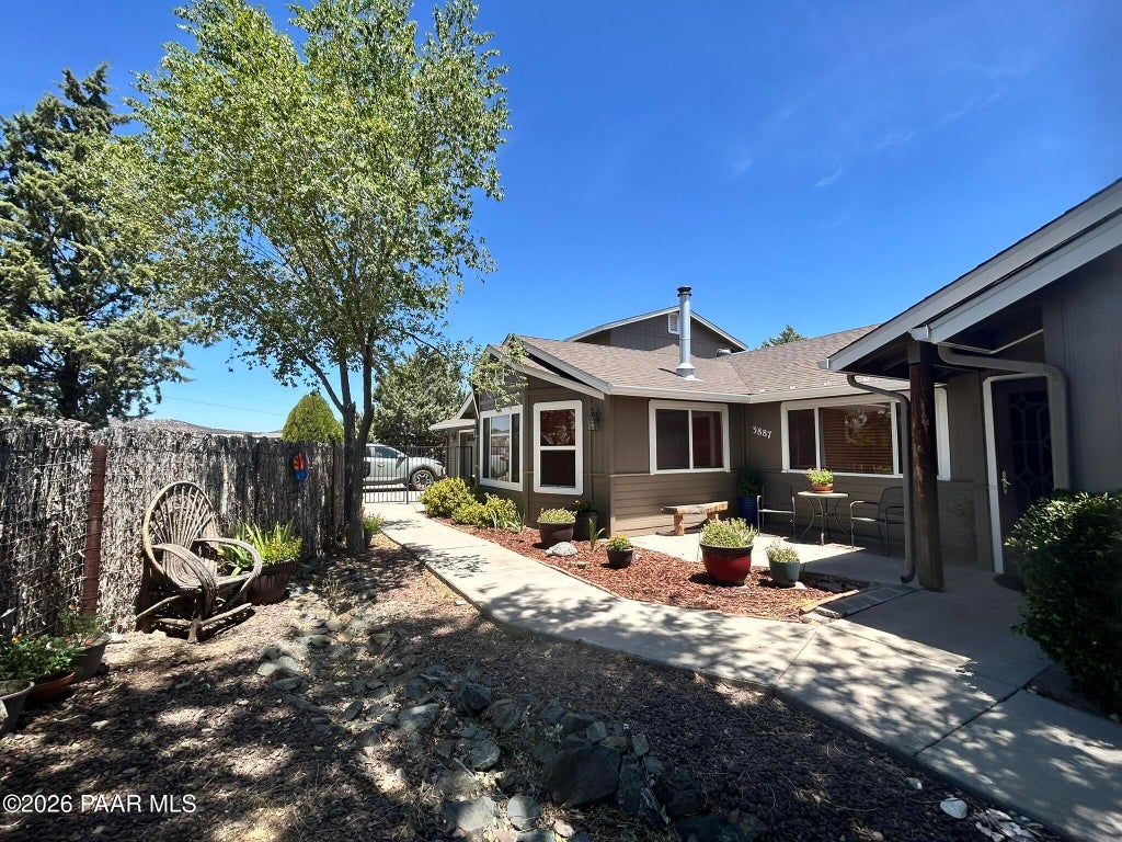 Photo of 3887 N Reed Road, Chino Valley, AZ 86323 (MLS # 1084803)