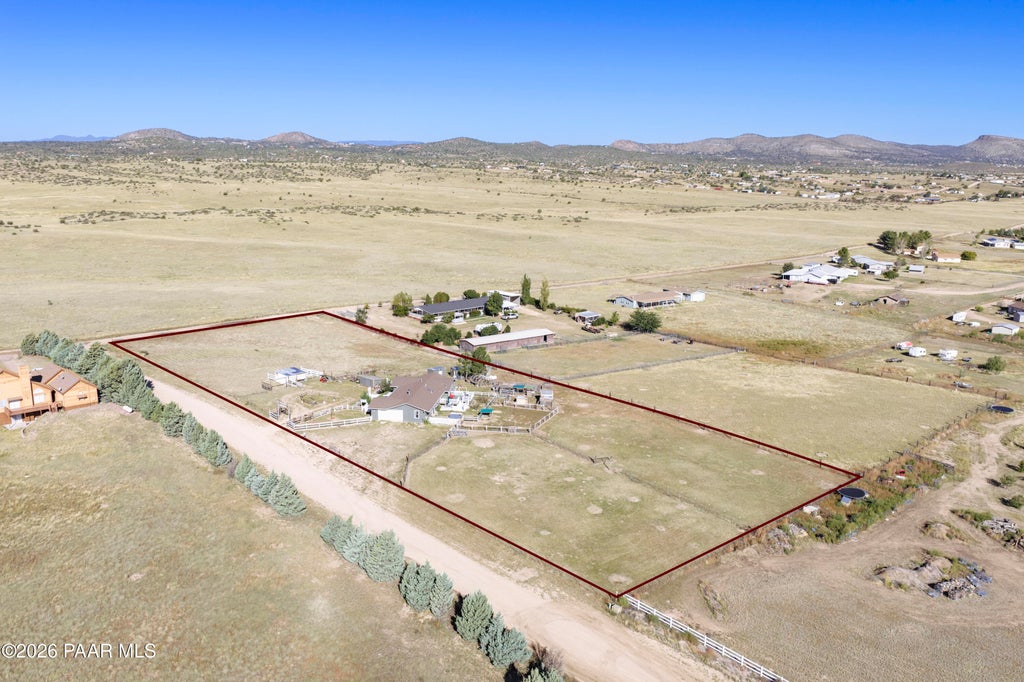 Photo of 2940 W Willow Breeze Road, Chino Valley, AZ 86323 (MLS # 1085531)
