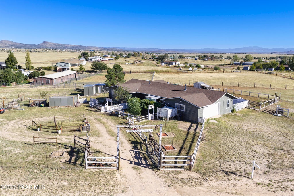 Photo of 2940 W Willow Breeze Road, Chino Valley, AZ 86323 (MLS # 1085531)