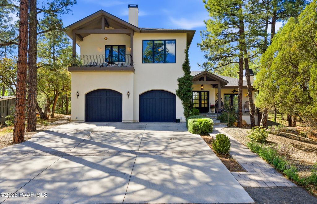 Photo of 520 Carson Drive, Prescott, AZ 86303 (MLS # 1081234)