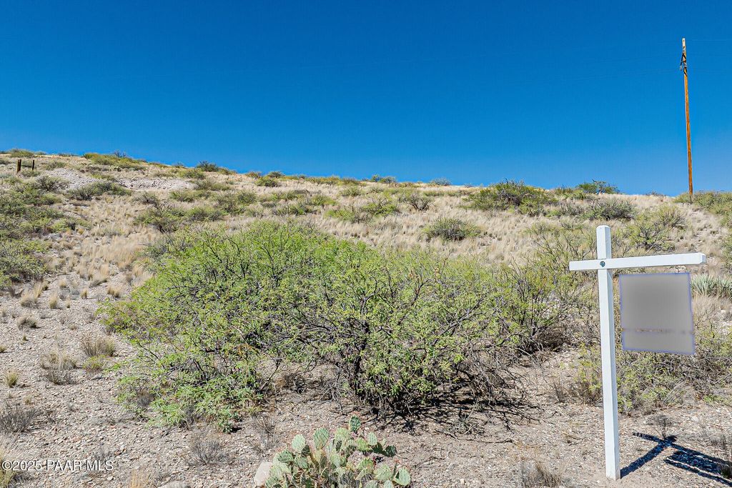 Photo of Xxxx N Desert Sky, Clarkdale, AZ 86324 (MLS # 1076979)