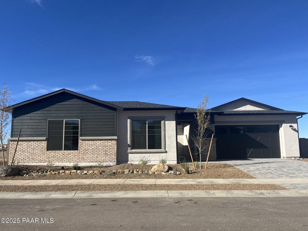 Photo of 3228 Jagged Spire Court, Prescott, AZ 86301 (MLS # 1078035)