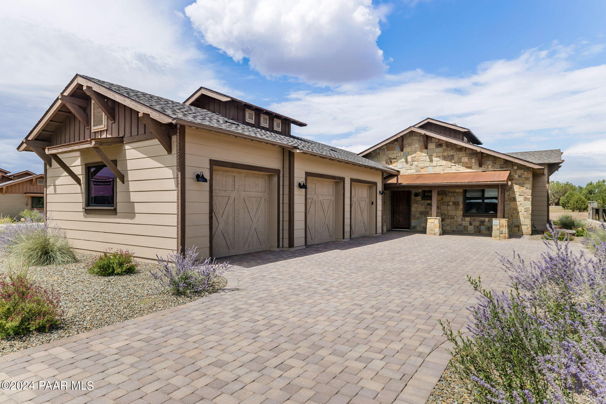 15049 N Carlson Way