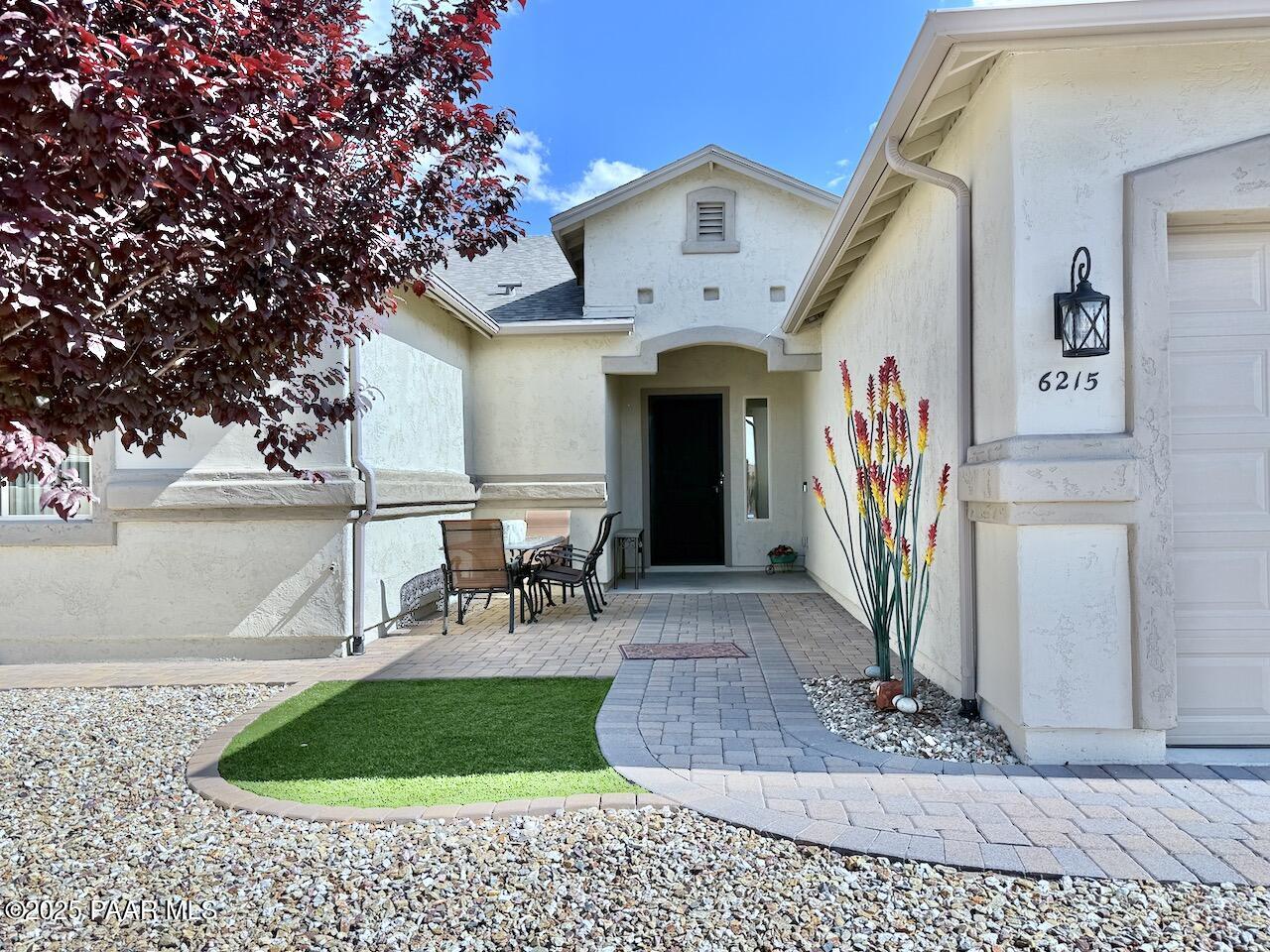 6215 E Sefton Drive