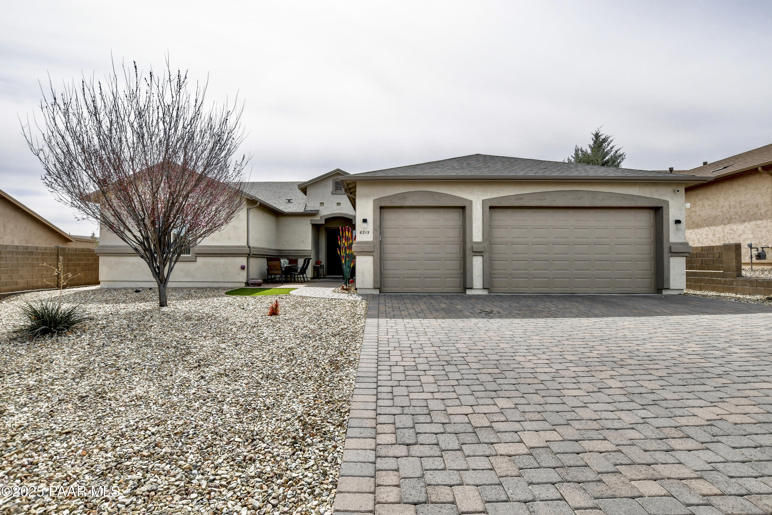 6215 E Sefton Drive