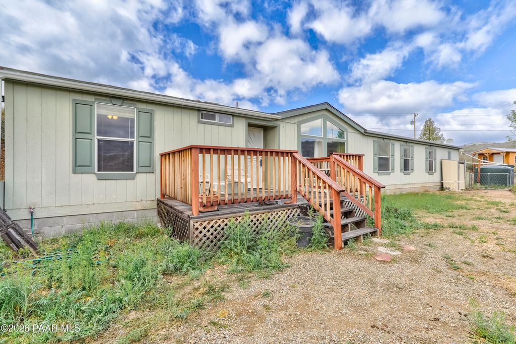 Photo of 11800 E Henderson Road, Dewey-Humboldt, AZ 86327 (MLS # 1080954)