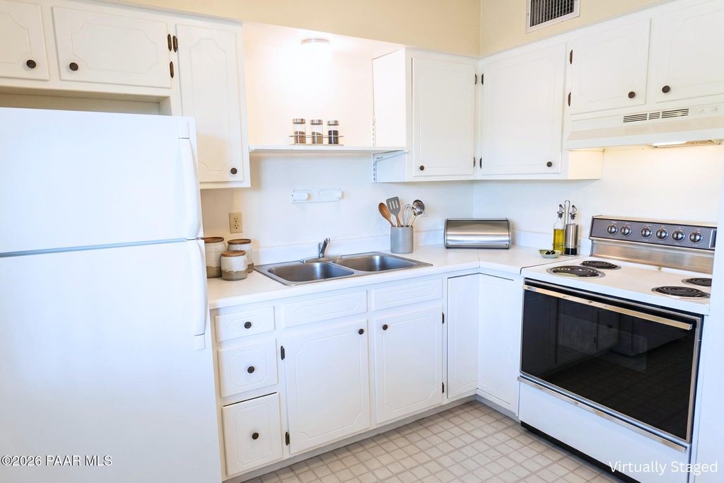 Photo of 5901 E Fairmount Street #B, Tucson, AZ 85712 (MLS # 1083452)