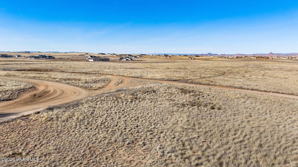 Photo of 8493 N Prairie View Vw, Prescott Valley, AZ 86315 (MLS # 1079197)